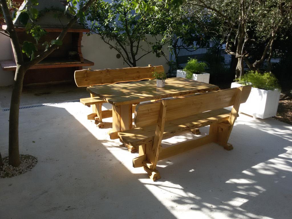 Olive Garden Apartments Poljica  外观 照片